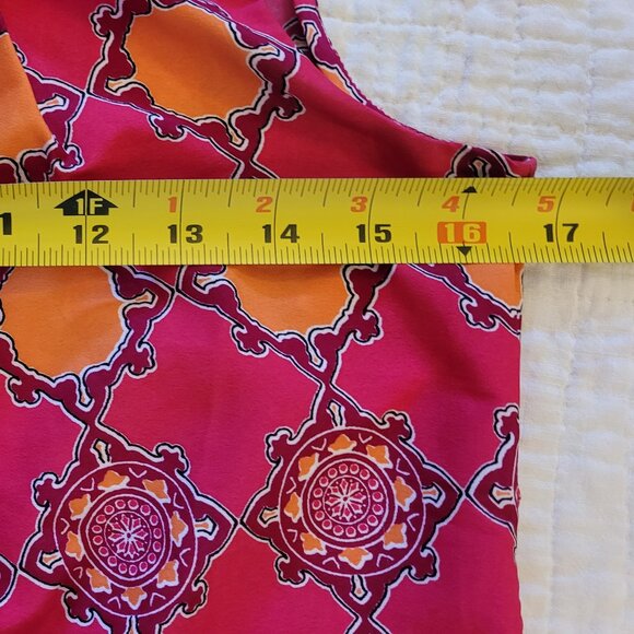 🎉FREE WITH $25 PURCHASE OR MORE🎉Banana Republic Sleeveless Top EUC! - Picture 4 of 5